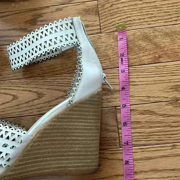 [10]Jeffrey Campbell White Leather Besante St Cut  Out Wedge Sandal - Picture 3 of 9
